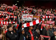 10 Basis Penggemar Liga Inggris Paling Delusi, Siapa Saja?