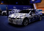 BMW pamerkan mobil model iX3 dan i3 generasi terbaru