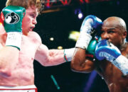 Mayweather Jr Cibir Kekuatan Pukulan Canelo Jelang Duel Lawan Terence Crawford