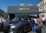 Perang harga baru BYD memicu reaksi dari industri dan regulator