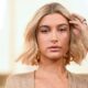 Hailey Baldwin Kepergok Tak Pakai Cincin Kawin, Rumor Cerai dengan Justin Bieber Kembali Mencuat